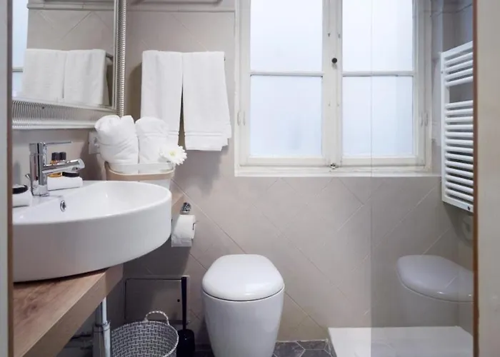 Apartment Mdr Duomo Florenz